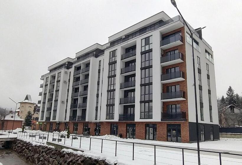 Village Apartments Polyana