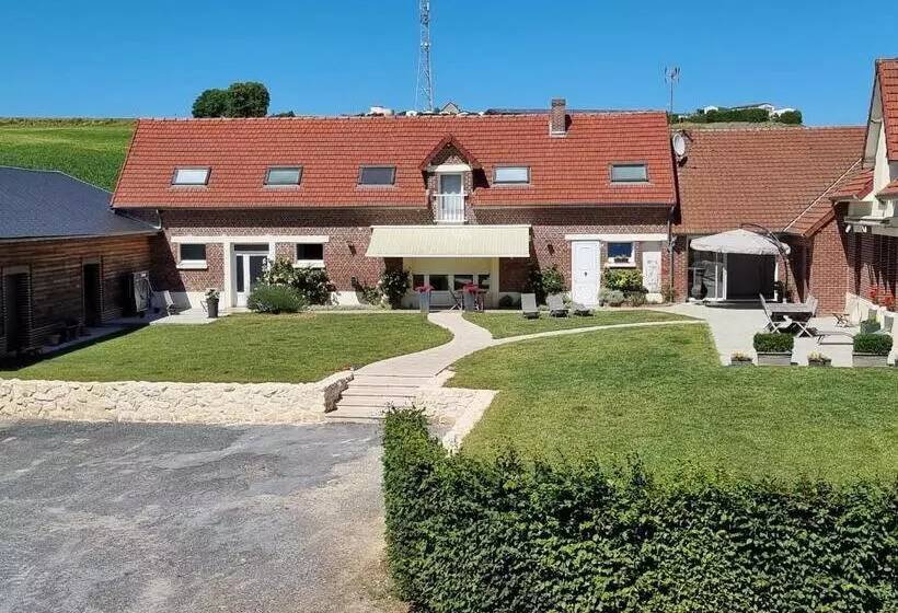 Aamiaismajoitus (B&B) Le Pré Fleuri