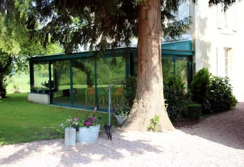 Aamiaismajoitus (B&B) Safranière De La Venelle Du Moulin