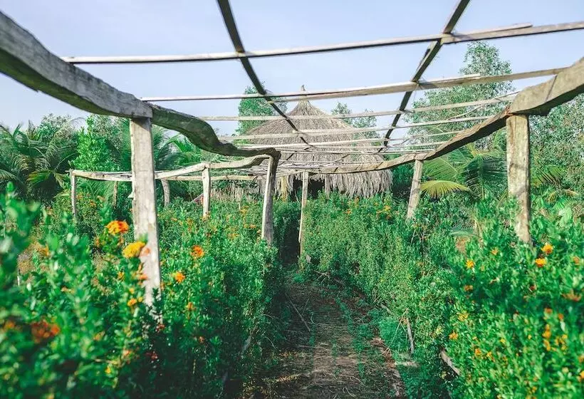 Casa Eco Mekong Resort