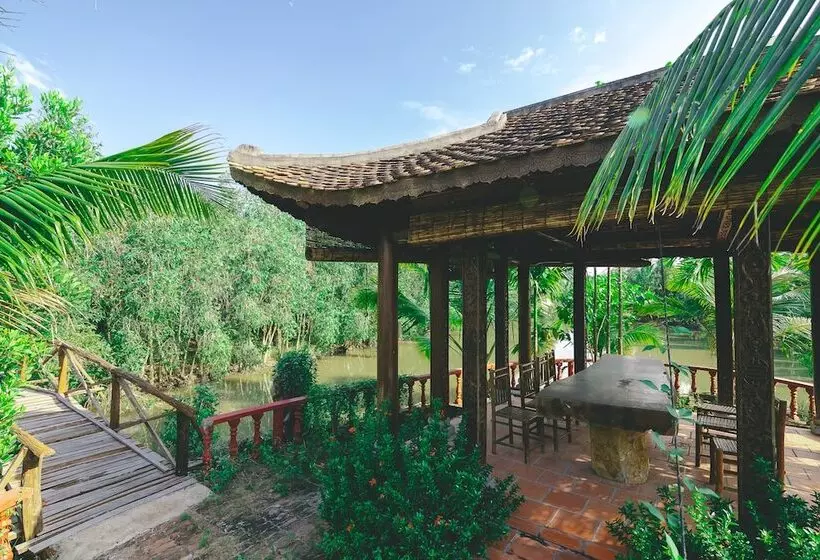 Casa Eco Mekong Resort