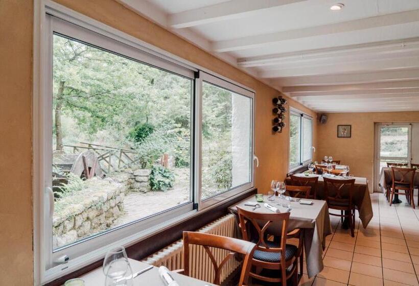 ホテル Logis Auberge De Pont Calleck