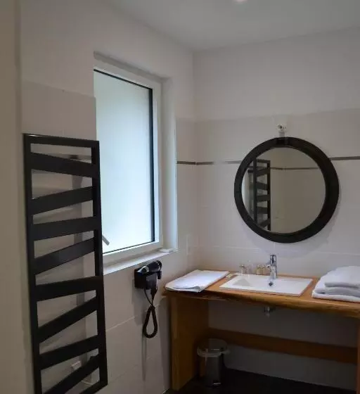 ホテル Logis Auberge De Pont Calleck