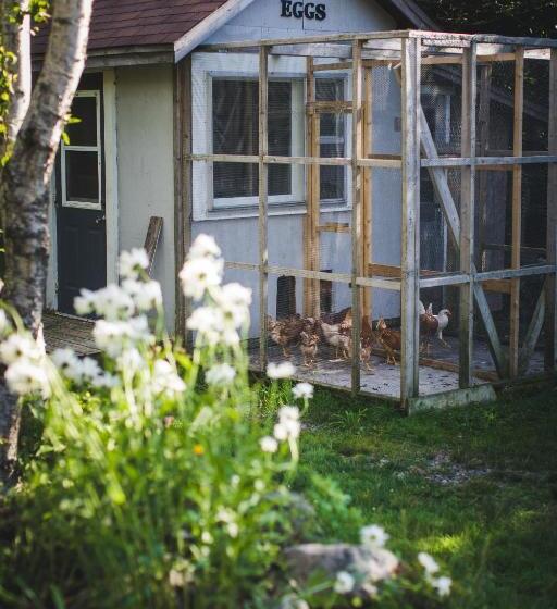 Abbie's Garden Bed & Breakfast