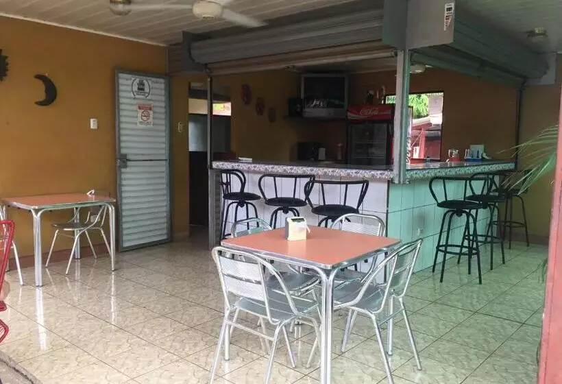 Retkeilymaja Cabinas Brisas Del Golfo