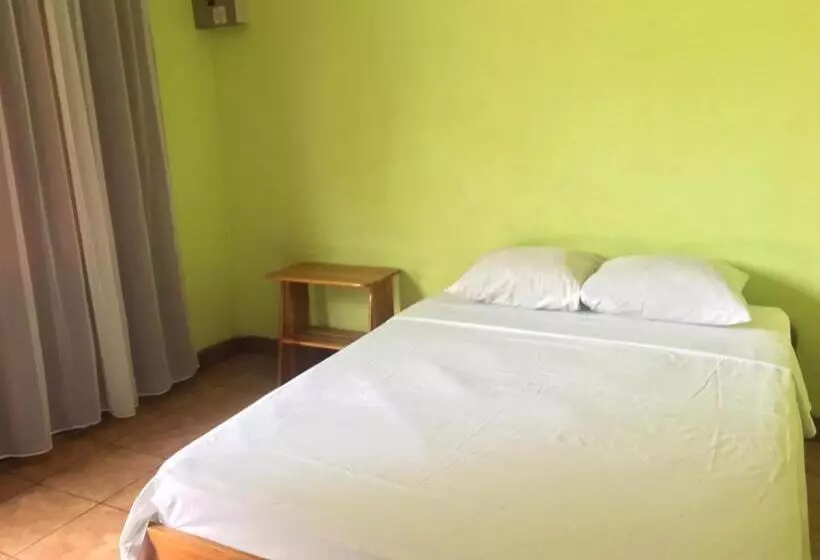 Retkeilymaja Cabinas Brisas Del Golfo