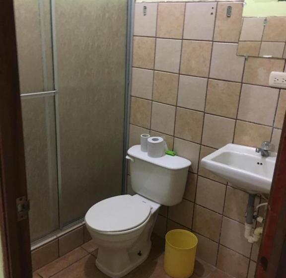 فندق صغير Cabinas Brisas Del Golfo