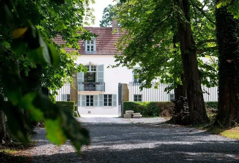 ベッドアンドブレックファースト L' Ecrin Des Vignes