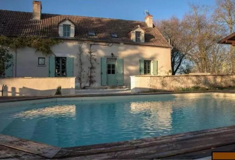 ベッドアンドブレックファースト La Petite Noue