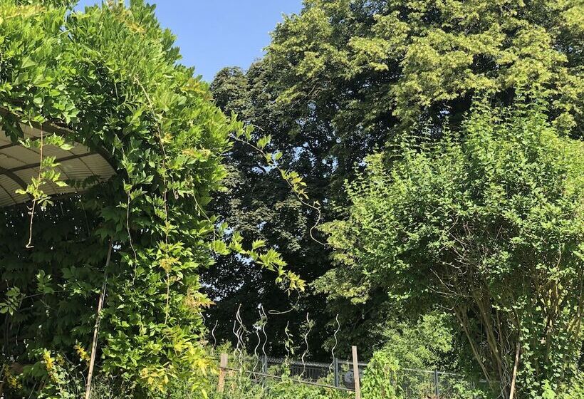 مبيت وإفطار La Villa Rochette