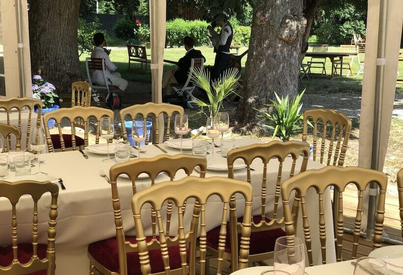 مبيت وإفطار La Villa Rochette