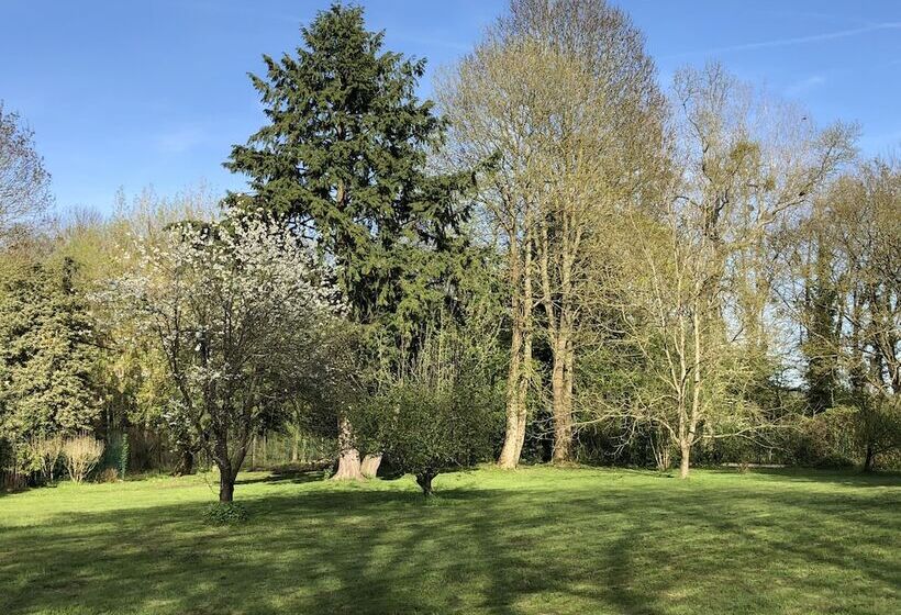 مبيت وإفطار La Villa Rochette