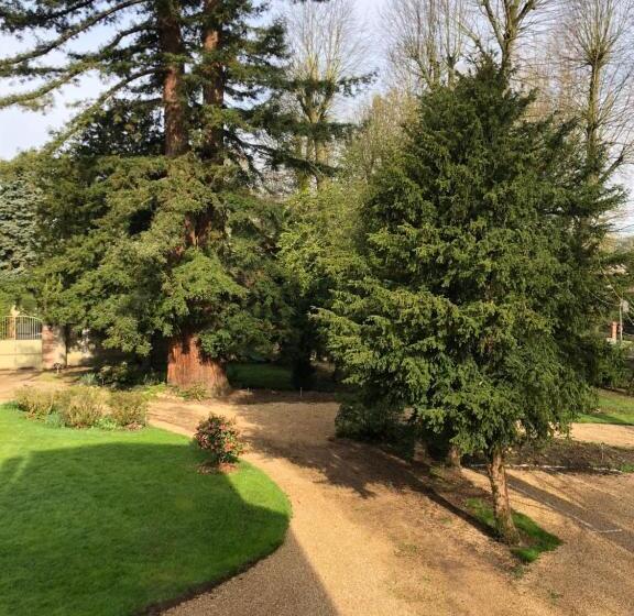 مبيت وإفطار La Villa Rochette