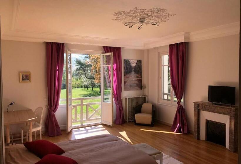 مبيت وإفطار La Villa Rochette