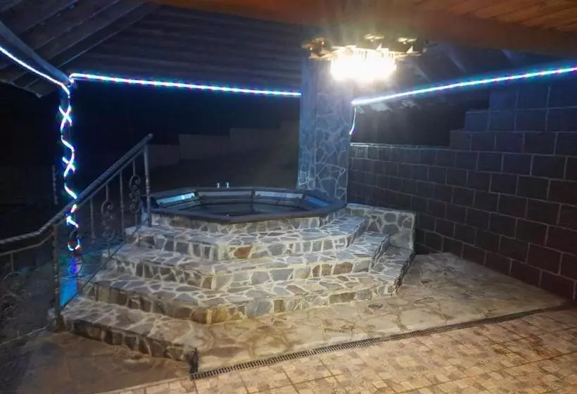 Hotelli Mountain Dew