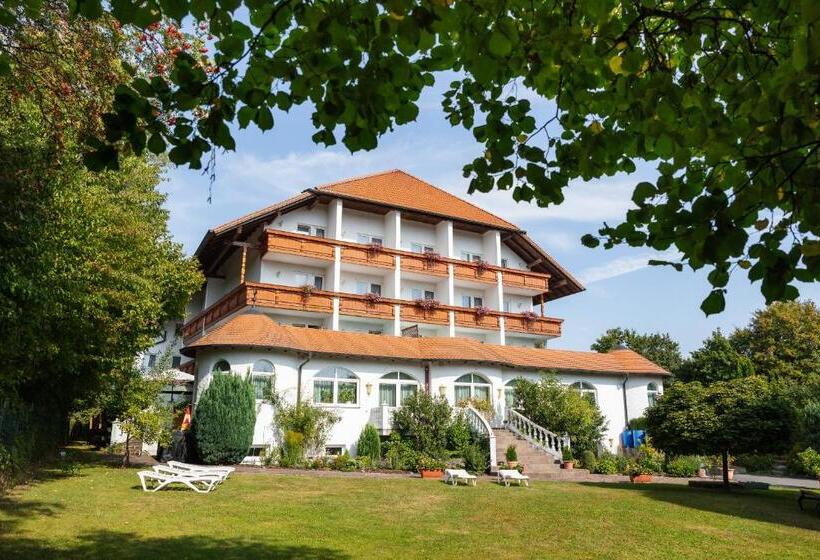 Hotel Sattelbogener Hof