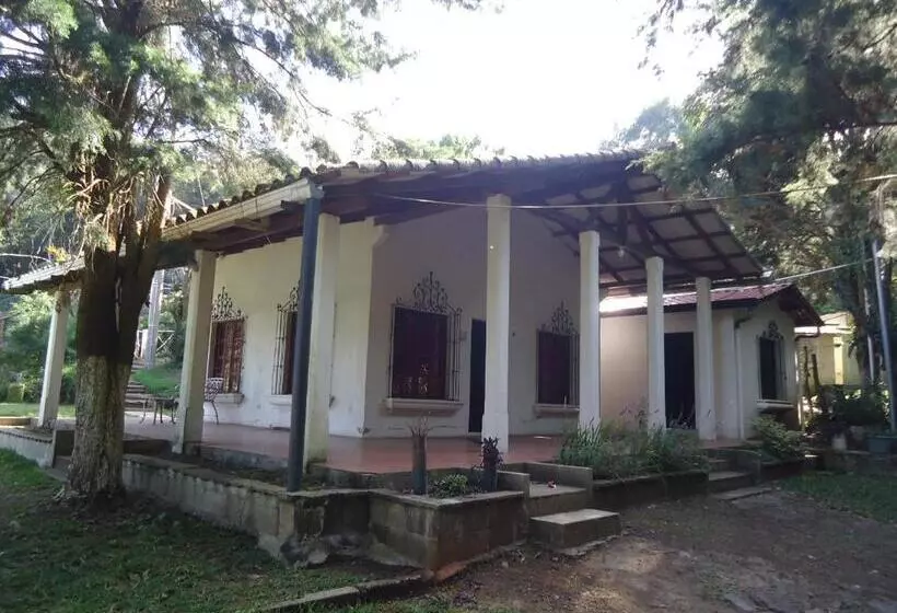 Majatalo Bosques Del Tibet