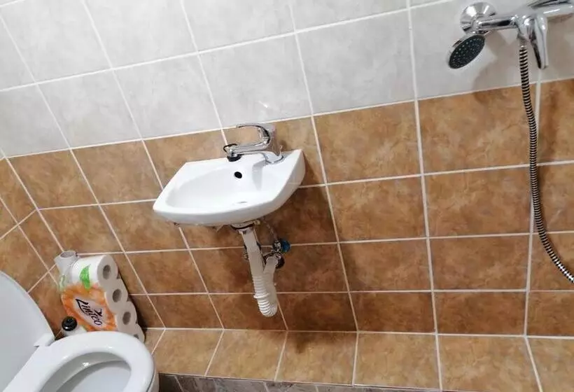 Majatalo Fara Choustníkovo Hradiště