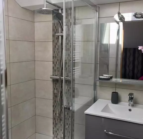 Majatalo Ma Longère Bressane