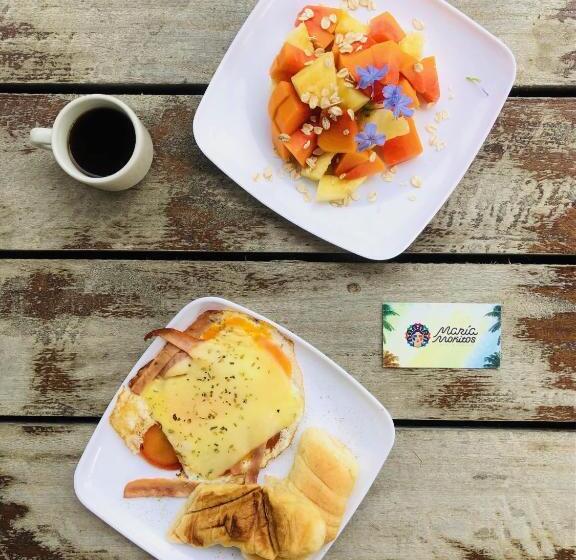 Pension Maria Moñitos Hostel