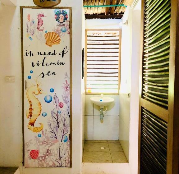 Pension Maria Moñitos Hostel