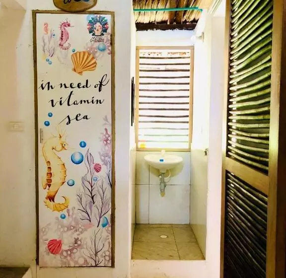 ペンション Maria Moñitos Hostel