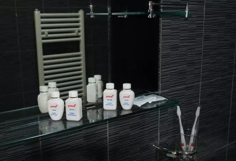 Retkeilymaja Ymca Spitak