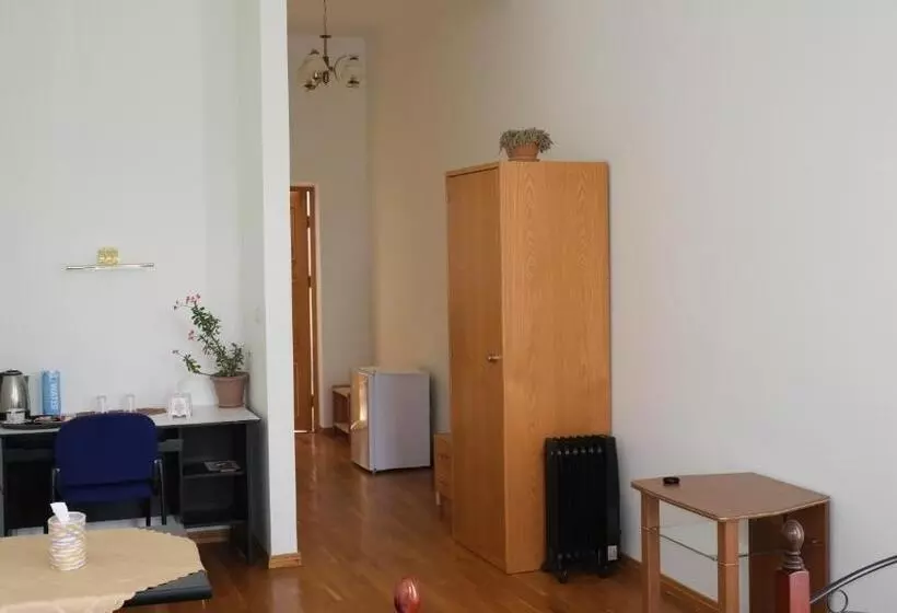 Retkeilymaja Ymca Spitak