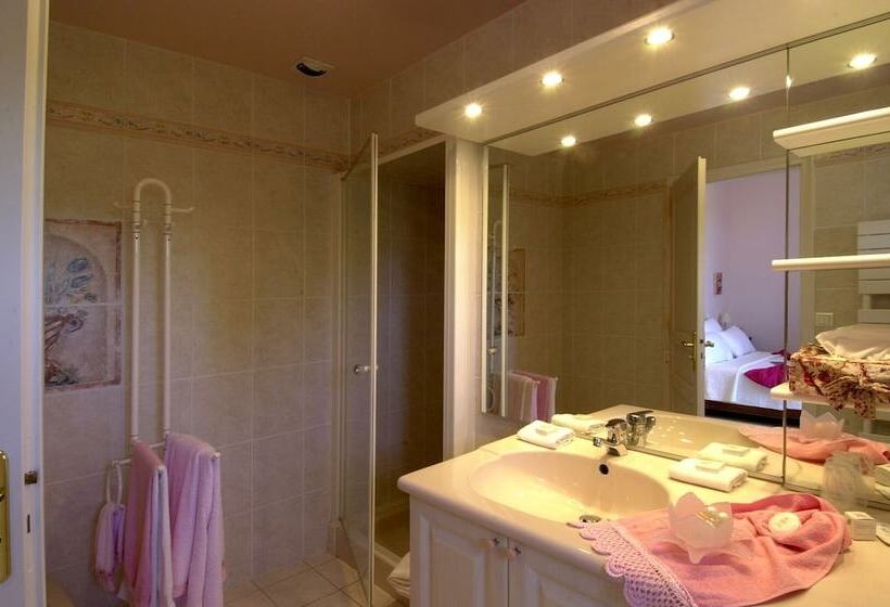 Hostellerie Clau Del Loup Logis Hotels