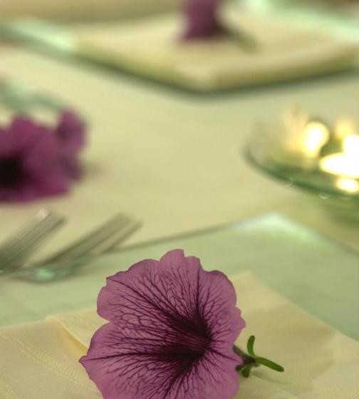 Hostellerie Clau Del Loup Logis Hotels