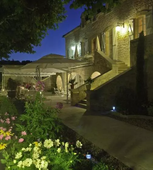 Hostellerie Clau Del Loup   Logis Hotels