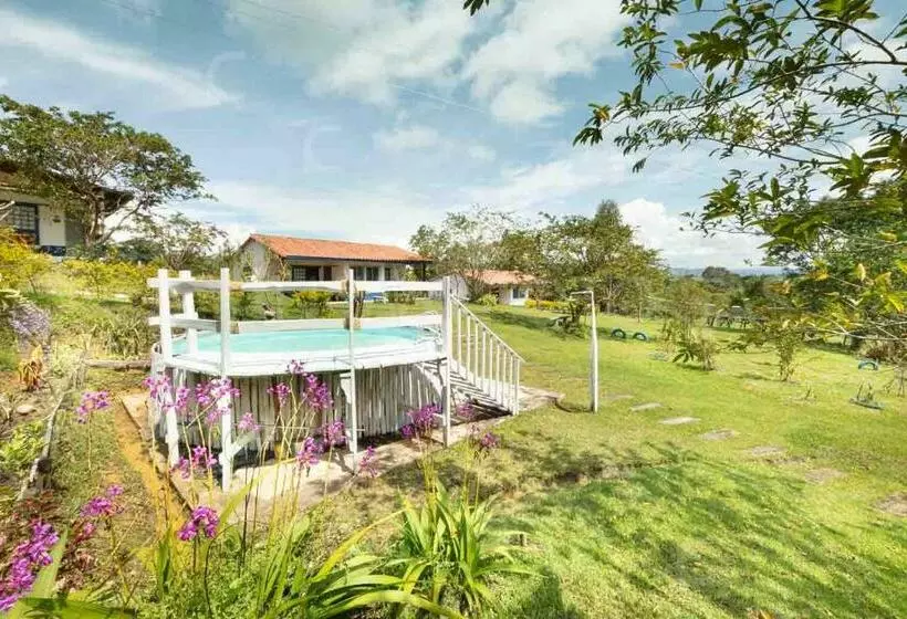 ホテル Finca La Colina De Los Azulejos