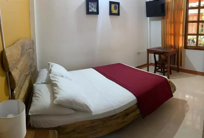 هتل La Casona De Juancho