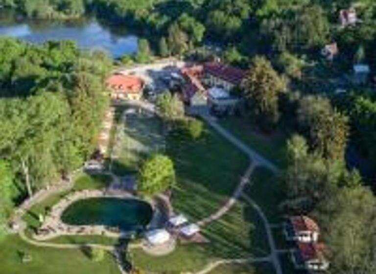 בית מלון כפרי Nemojanský Mlýn