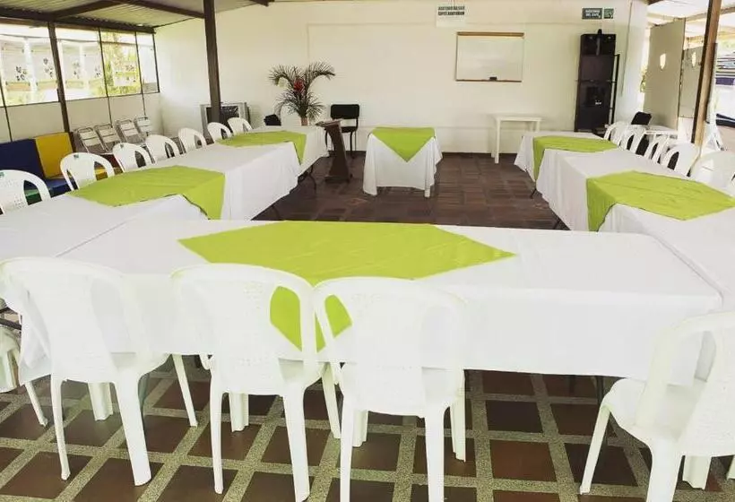 Hotelli Palestina Eco