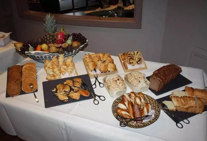 Hotelli Restaurant Le Cleebourg