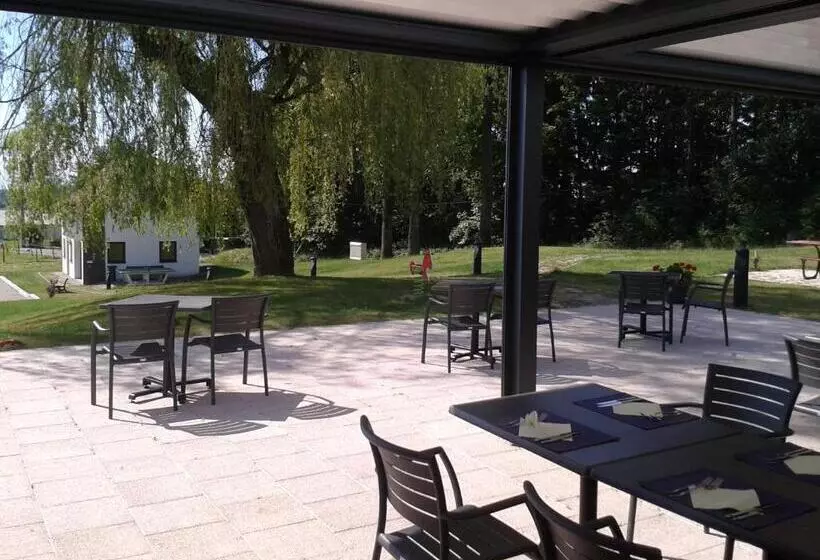 Hotelli Restaurant Le Cleebourg