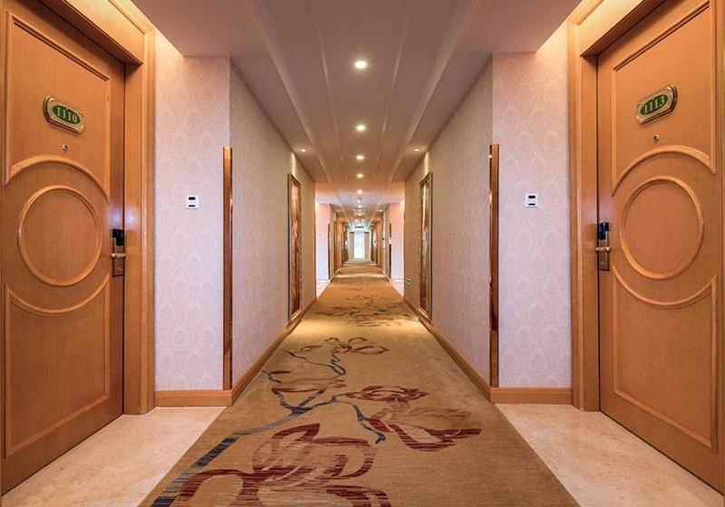 Vienna International Hotel Huazhou East Beijing Road