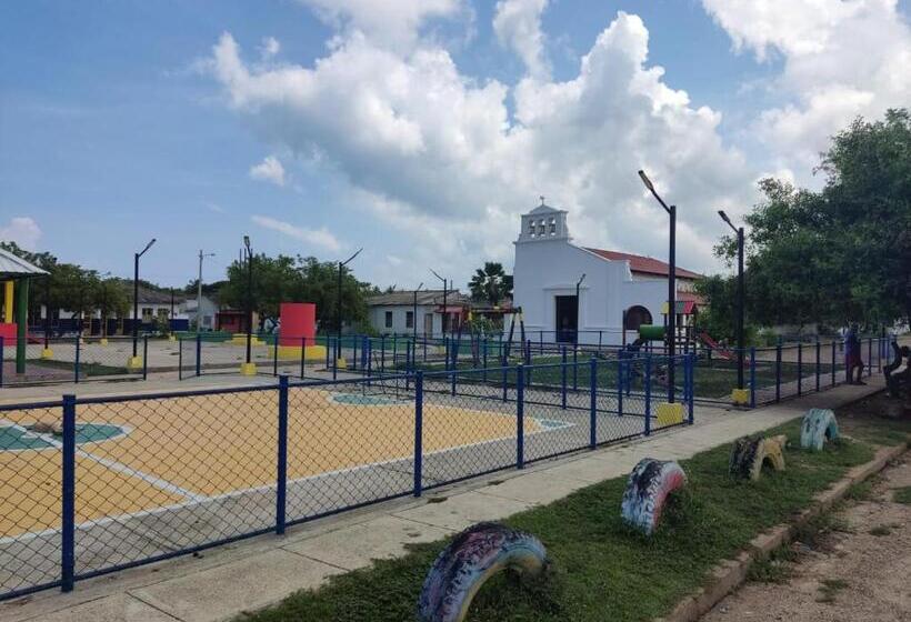 פנסיון Galerazambahostal