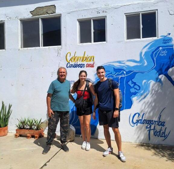 פנסיון Galerazambahostal