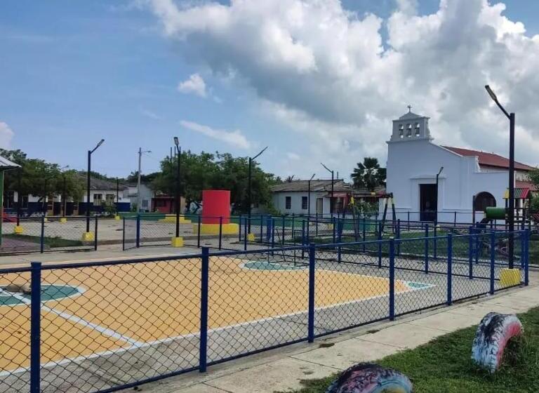 פנסיון Galerazambahostal