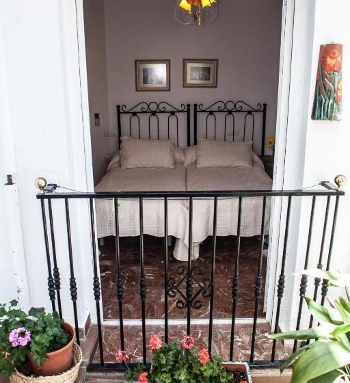 ペンション Hostal Soledao