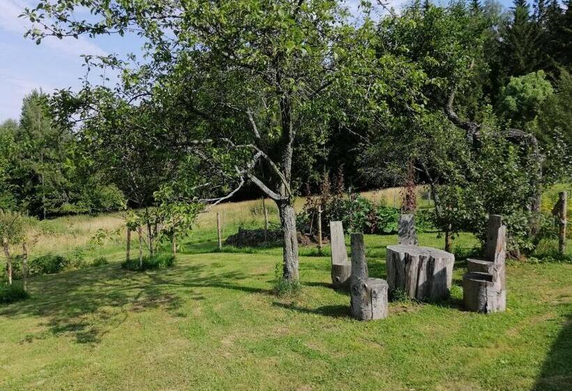 פנסיון Penzion Nadějov