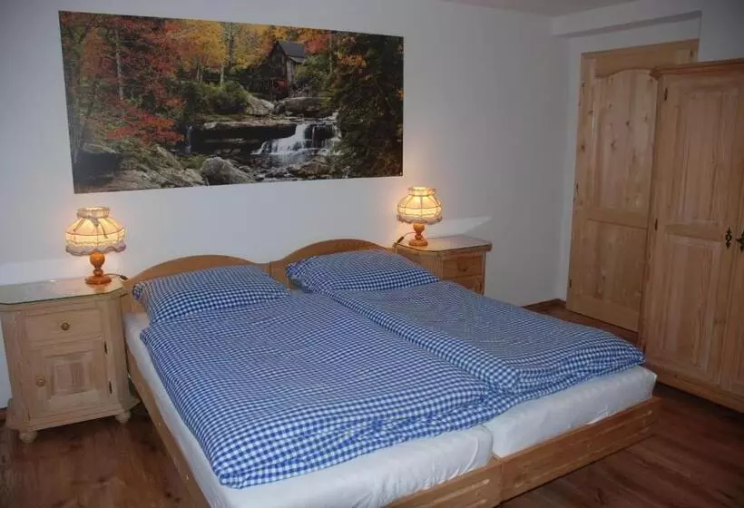 ペンション Penzion Nadějov