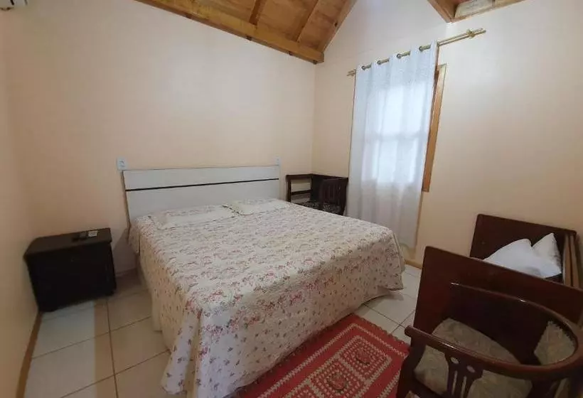 Majatalo Pousada Canto De Pássaros