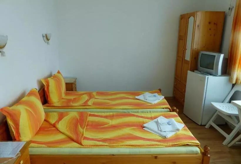 پانسیون Sunhouse Rooms