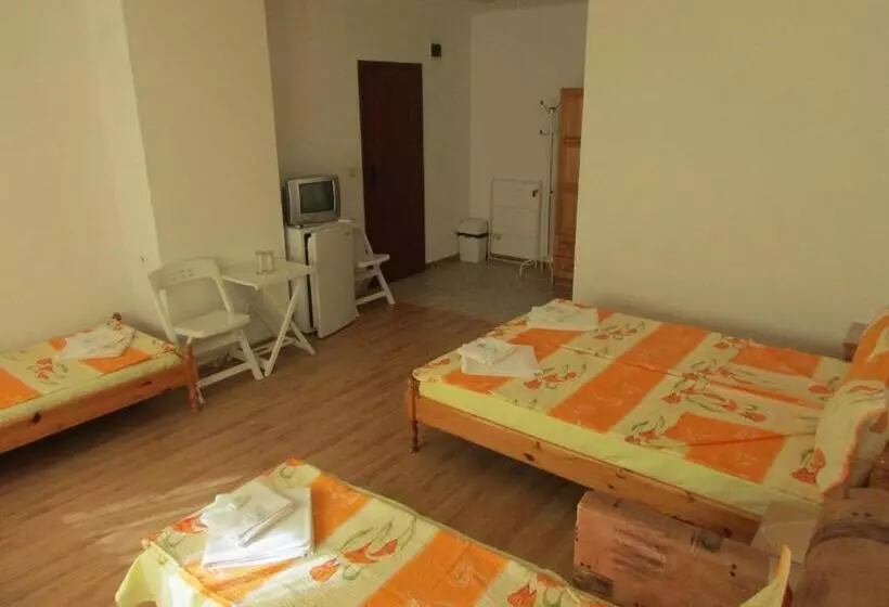پانسیون Sunhouse Rooms