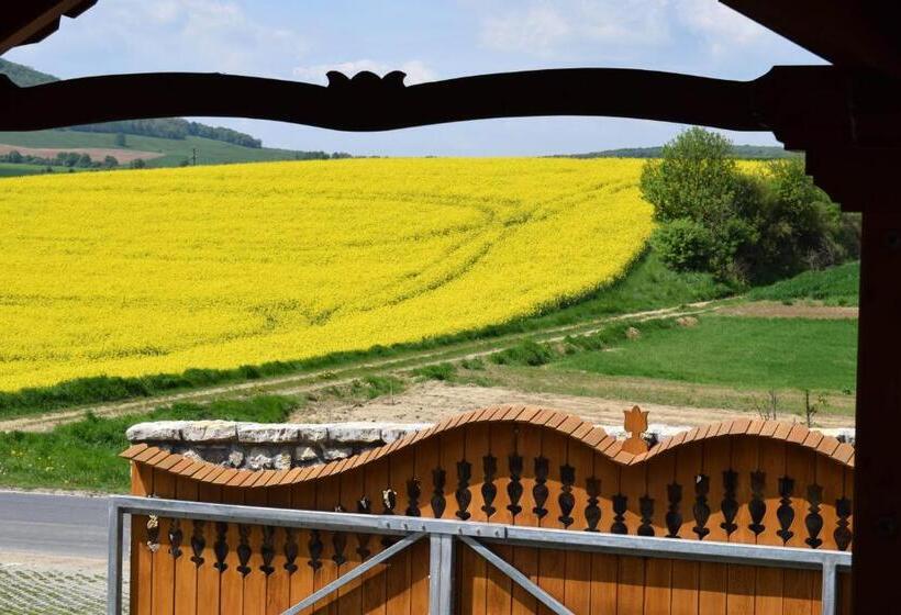 Пансион Tiszafa Vendégház Szentgál