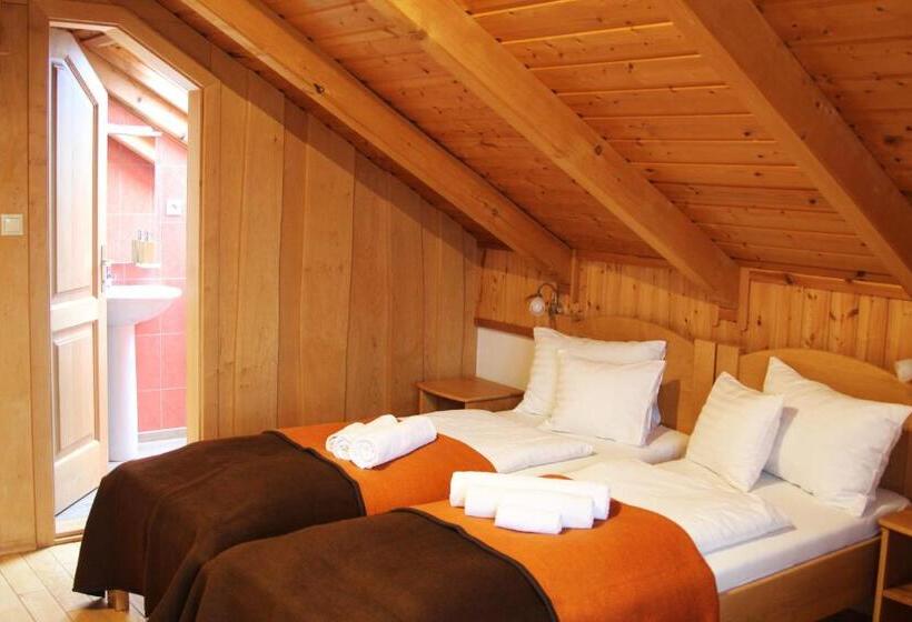 Пансион Tiszafa Vendégház Szentgál