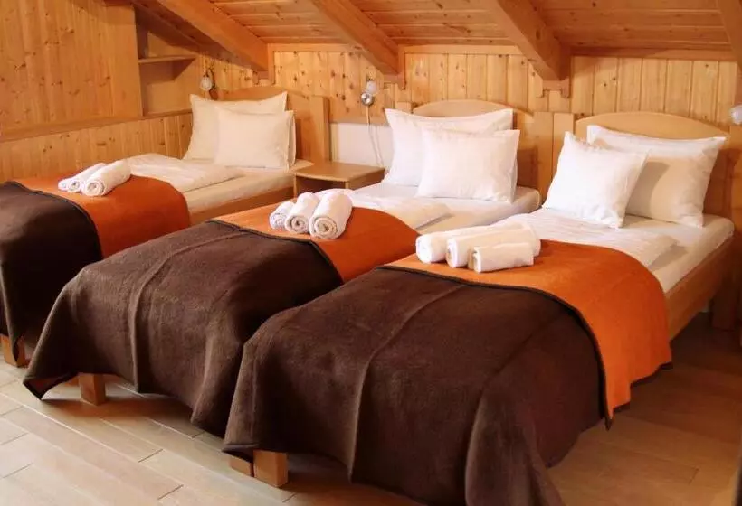 ペンション Tiszafa Vendégház Szentgál